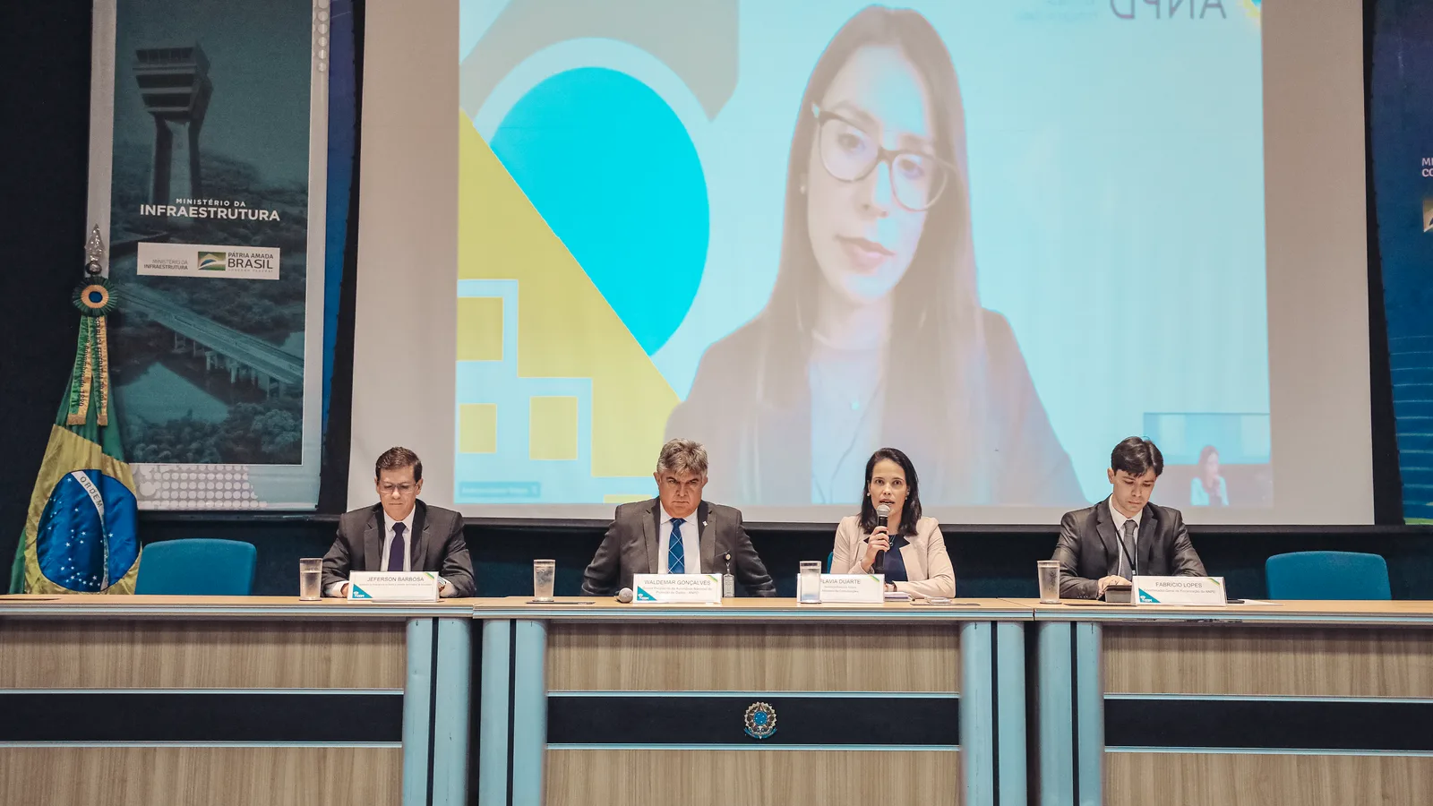 Plateia em evento oficial sobre a Lei Geral de Proteção de Dados Pessoais, organizado em conjunto com a Autoridade Nacional de Proteção de Dados, em Brasília