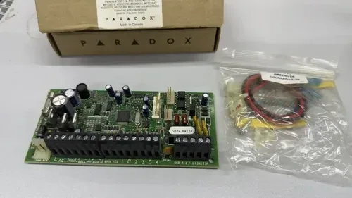 Central de alarme Paradox Spectra SP4000 monitorada 4 zonas expansível até 32