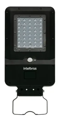 Luminária solar integrada Intelbras LSI 1600 vista de frente, com LEDs e suporte para poste